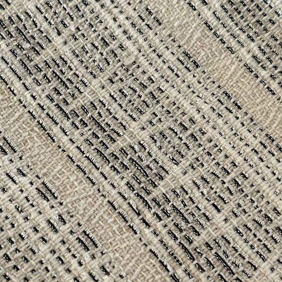 #121 🌟HOST PIC🌟FOREVER 21 mini skirt cream, black and silver Navaho pattern - Picture 8 of 9